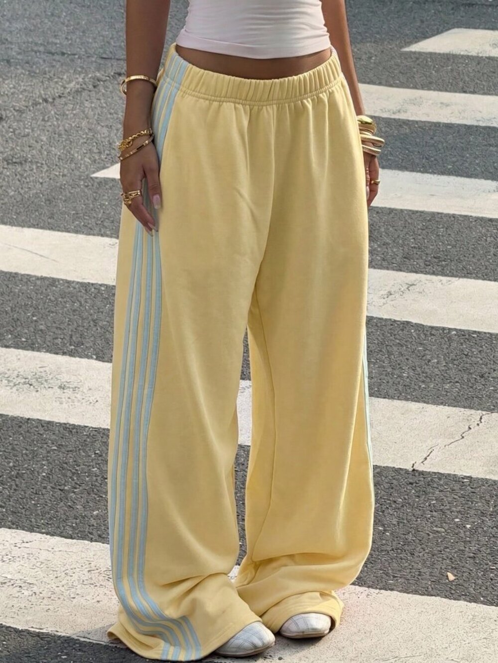 Pale Yellow Casual Women's Contrast Color Loose Wide Leg Sweatpants